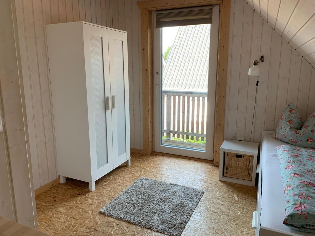 Ferienwohnungen Im Schwedenstil Papenburg Exterior foto